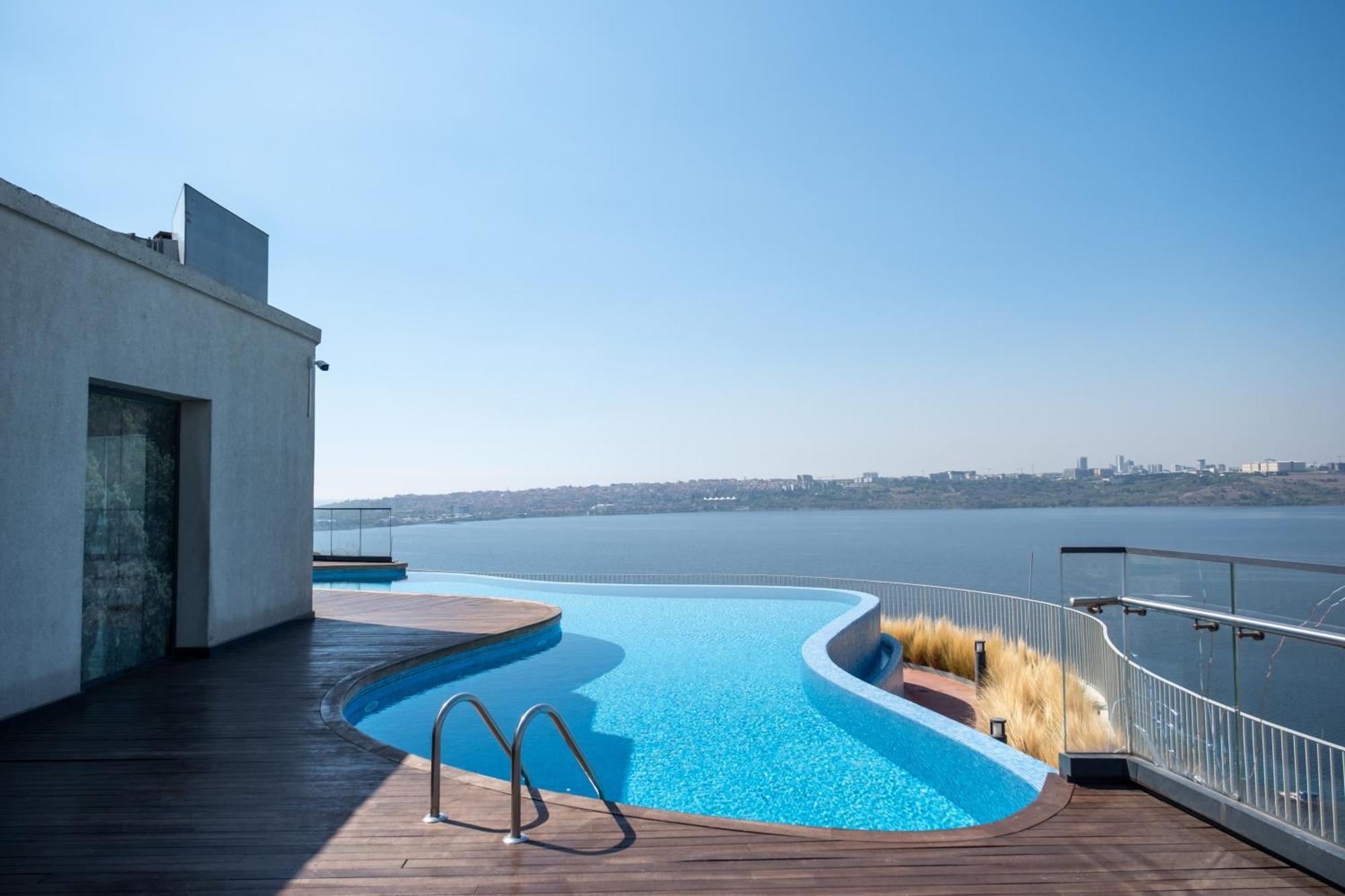 Golden Stones House Sea And Lake View Istambul Exterior foto